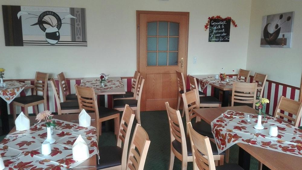 Landhotel Dresde Extérieur photo