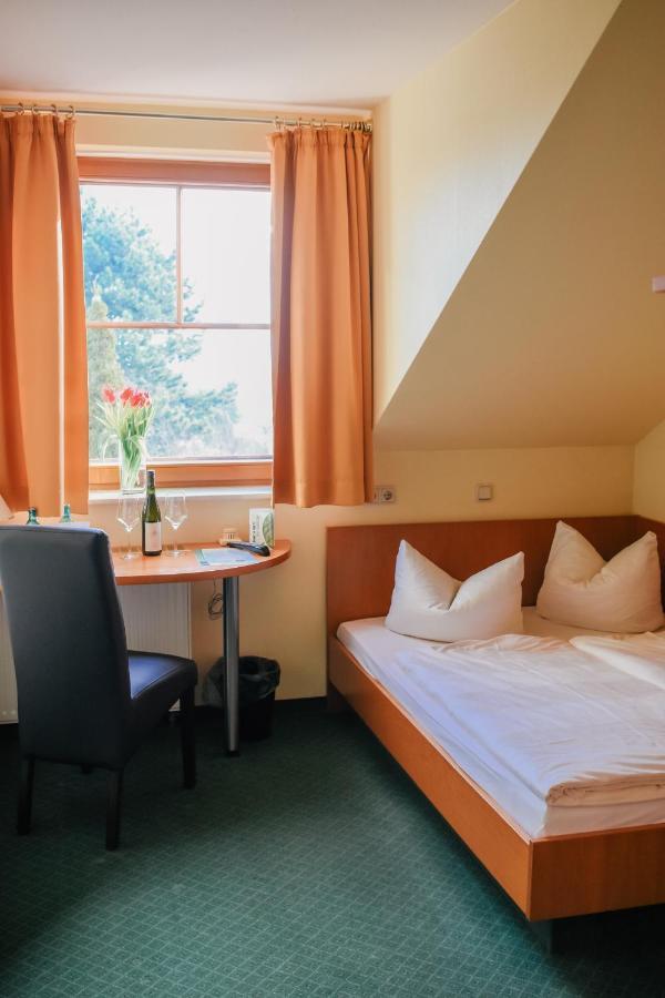 Landhotel Dresde Extérieur photo