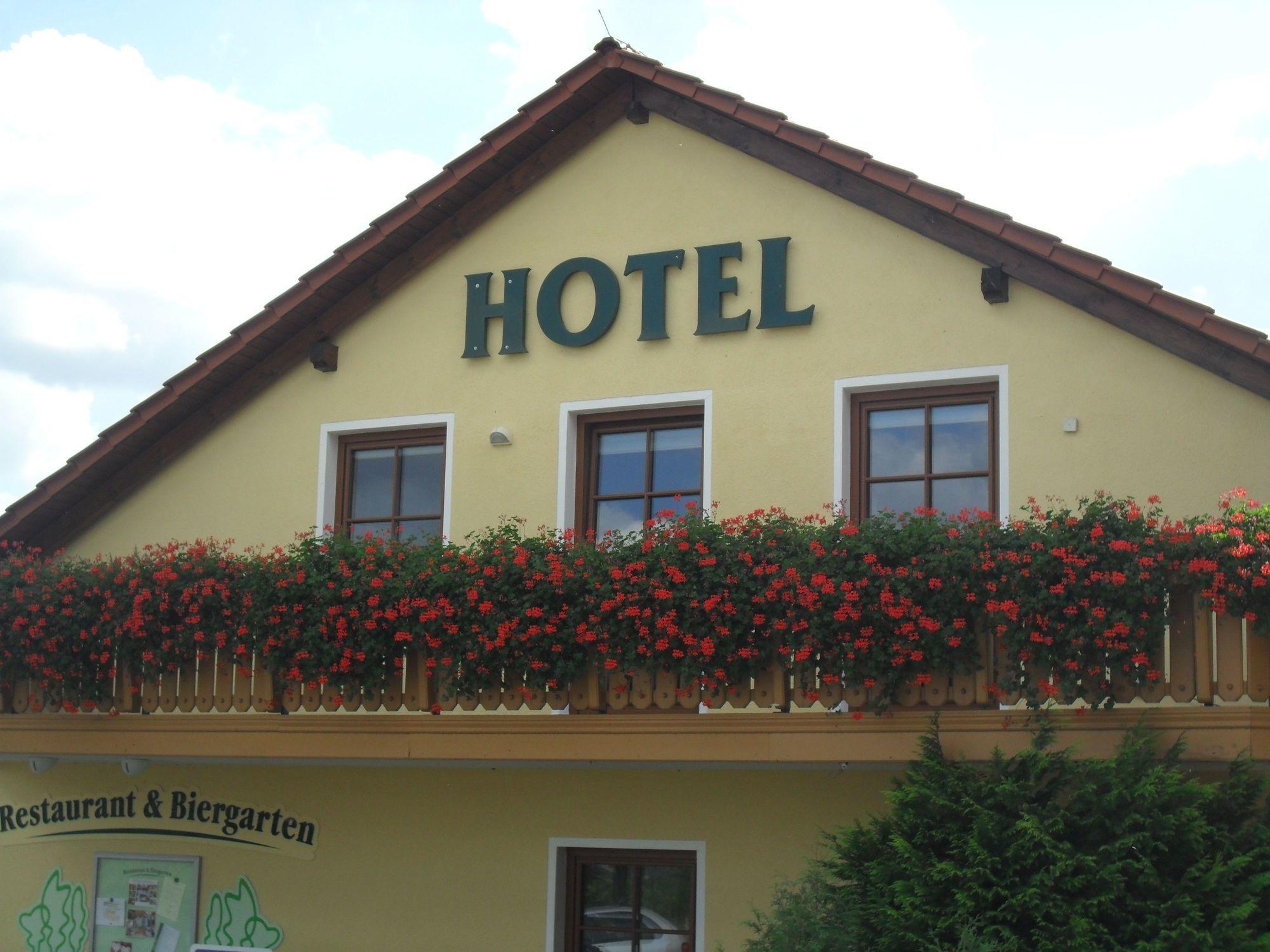 Landhotel Dresde Extérieur photo