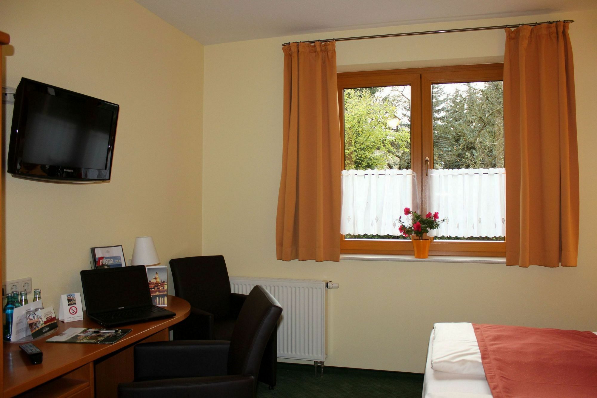 Landhotel Dresde Extérieur photo